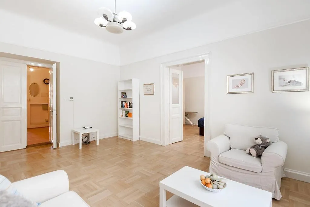 Historic Centre-Spacious Apartment Praag